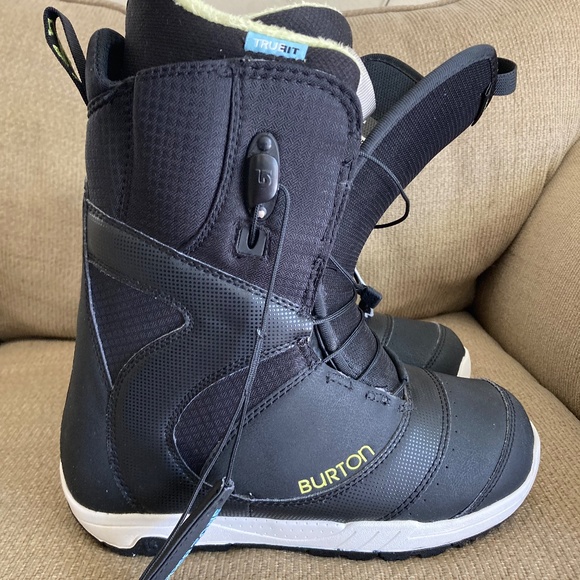 Burton Imprint 1 TrueFit Mint - Woman's Size 7.5 - Picture 3 of 6